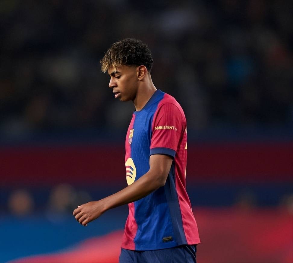 出场时间近4000分钟，被犯规次数全队第一，17岁的亚马尔太累了