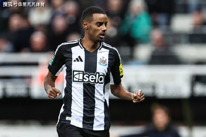 纽卡1.2亿射手逼宫转会：利物浦会继续狂野购买么，塞斯科是替身